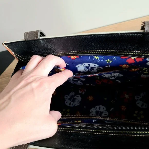 Guarnieleria rigo agudelo jerico-ant hand made leather bag. - Picture 11 of 16